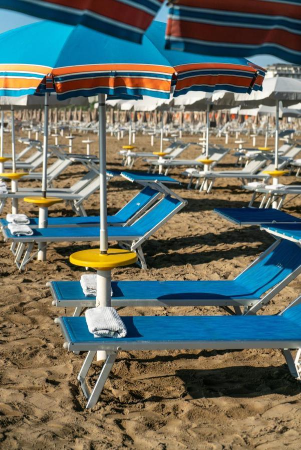 Hotel Lampara Lignano Sabbiadoro Zewnętrze zdjęcie